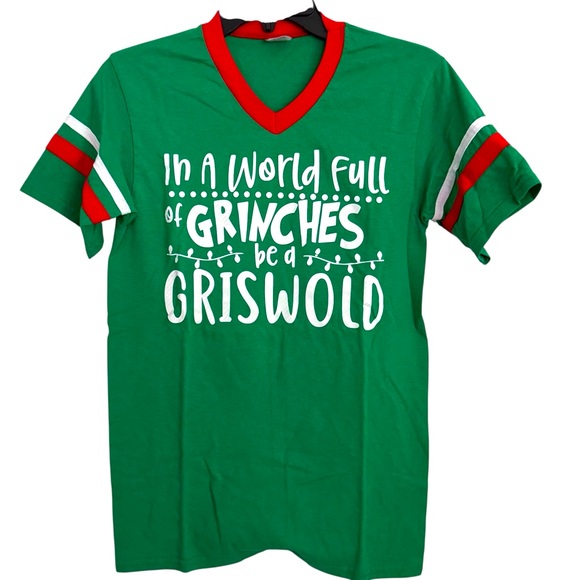 Christmas Vacation Size S V-neck Short Sleeve Red/Green Griswold Cotton-Poly Tee - Picture 1 of 5